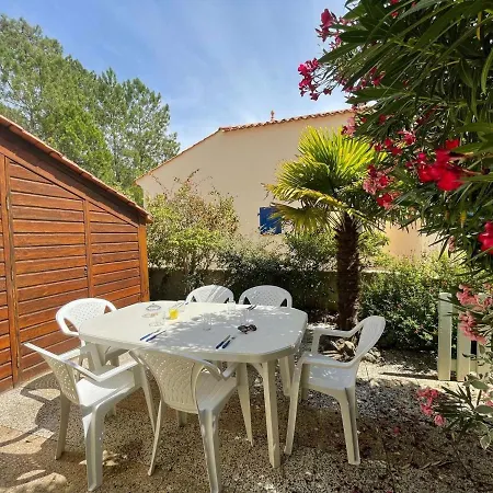 Charmante Maison Avec Jardin, Parking, Piscines Chauffees A 2 Pas De L'ocean - St Jean De Monts - Fr-1-224c-46 *