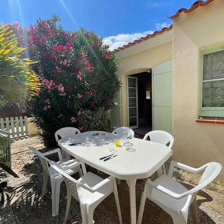 Charmante Maison Avec Jardin, Parking, Piscines Chauffees A 2 Pas De L'ocean - St Jean De Monts - Fr-1-224c-46 Holiday home