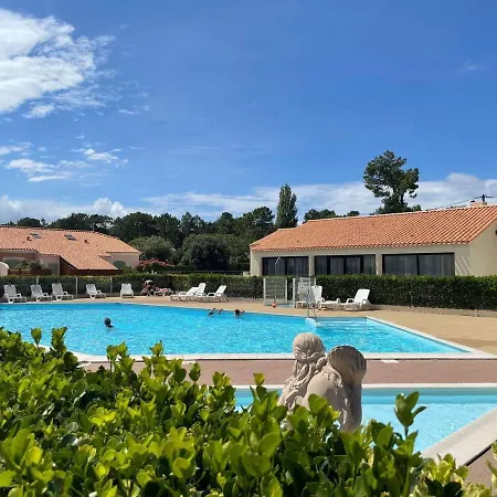 Charmante Maison Avec Jardin, Parking, Piscines Chauffees A 2 Pas De L'ocean - St Jean De Monts - Fr-1-224c-46 Holiday home Saint-Jean-de-Monts